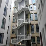 Centre * Leeds (West Yorkshire)